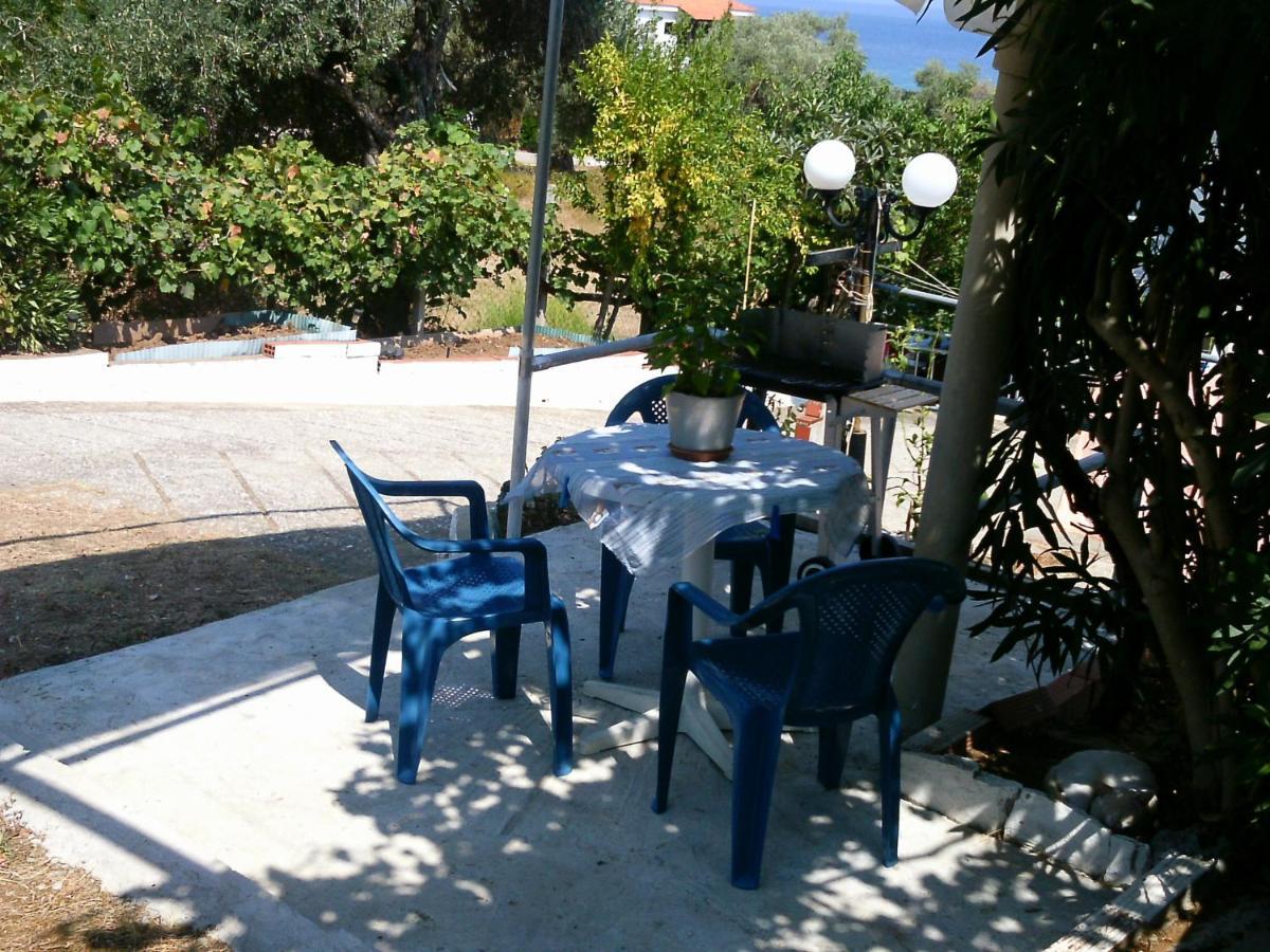 Apartament House Mantesos Kinira Pokój zdjęcie