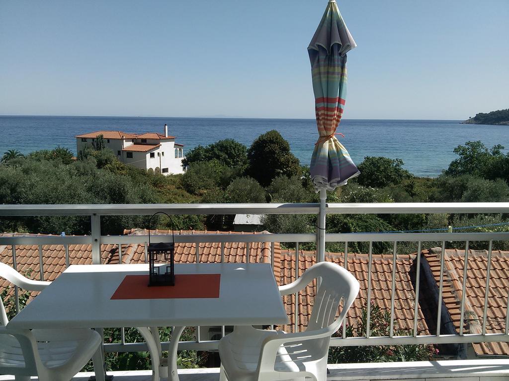 Apartament House Mantesos Kinira Zewnętrze zdjęcie
