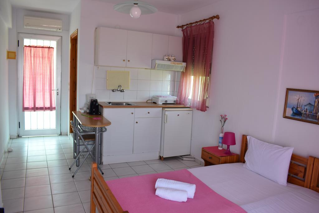 Apartament House Mantesos Kinira Zewnętrze zdjęcie