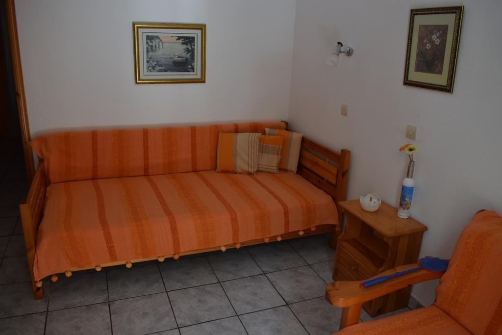Apartament House Mantesos Kinira Zewnętrze zdjęcie