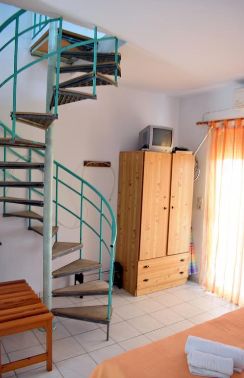 Apartament House Mantesos Kinira Zewnętrze zdjęcie
