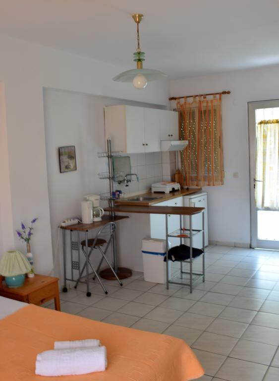 Apartament House Mantesos Kinira Zewnętrze zdjęcie